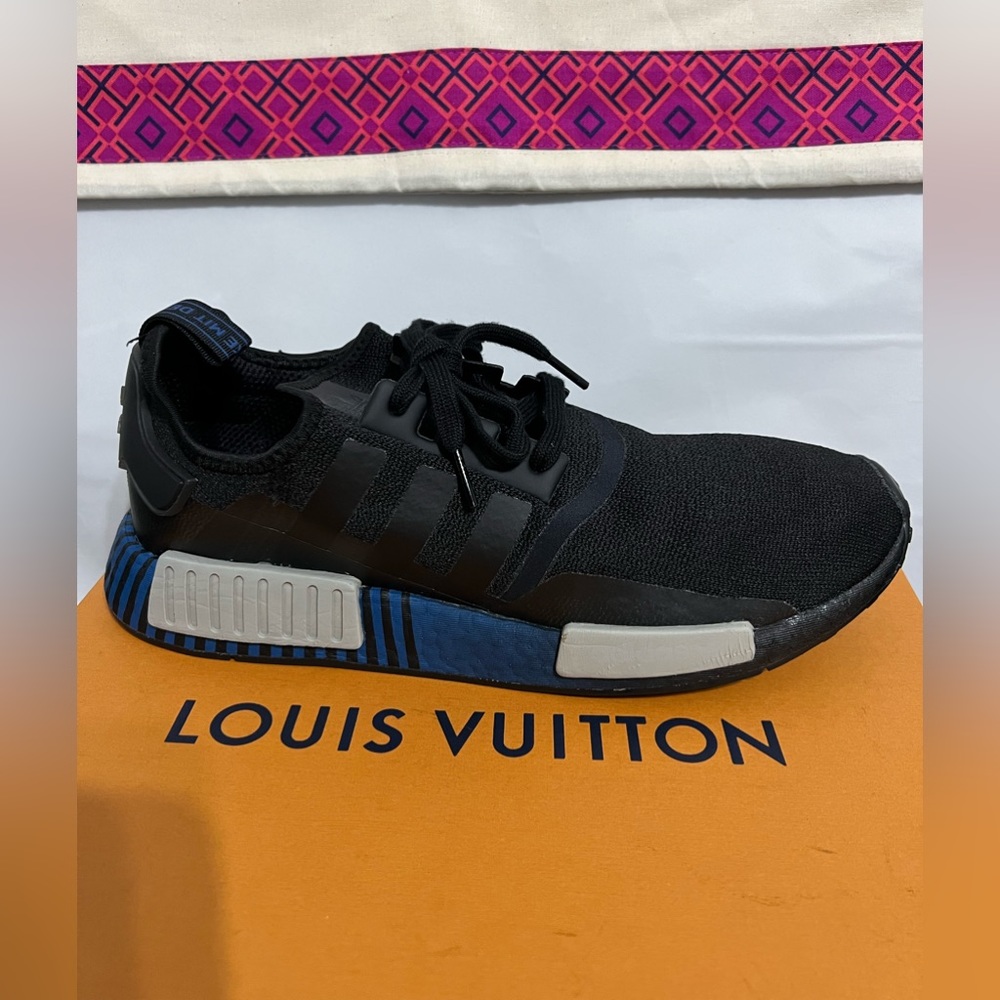 A D I D A S - image 1